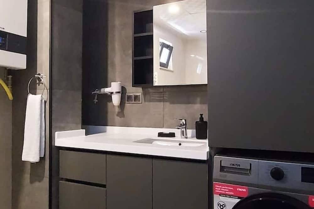 New Flat&Large Living Space(2-2) Near Lara Beach in Antalya, Antalya Province