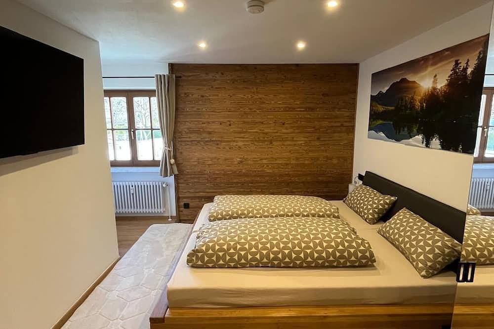 Entire apartment, Vacation apartment Jehl am Tegernsee in Bad Wiessee, Bavarian Alps