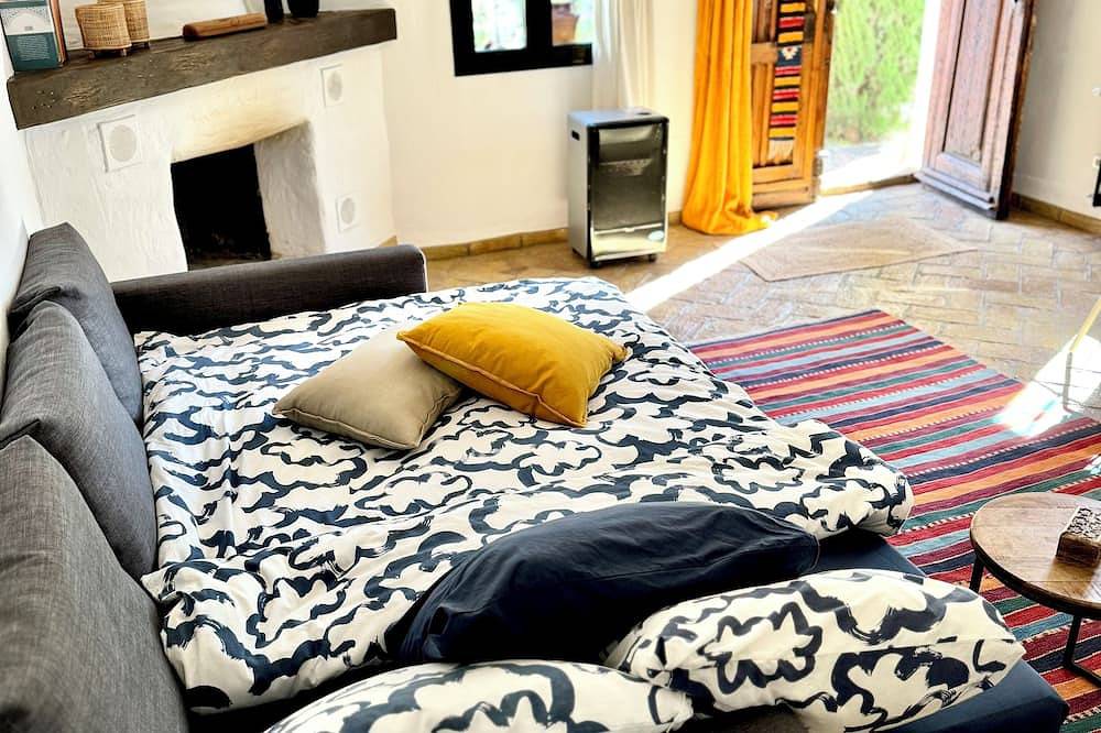 Apartamento entero, Romantic apartment, finca near Malaga in Riogordo, Provincia de Málaga