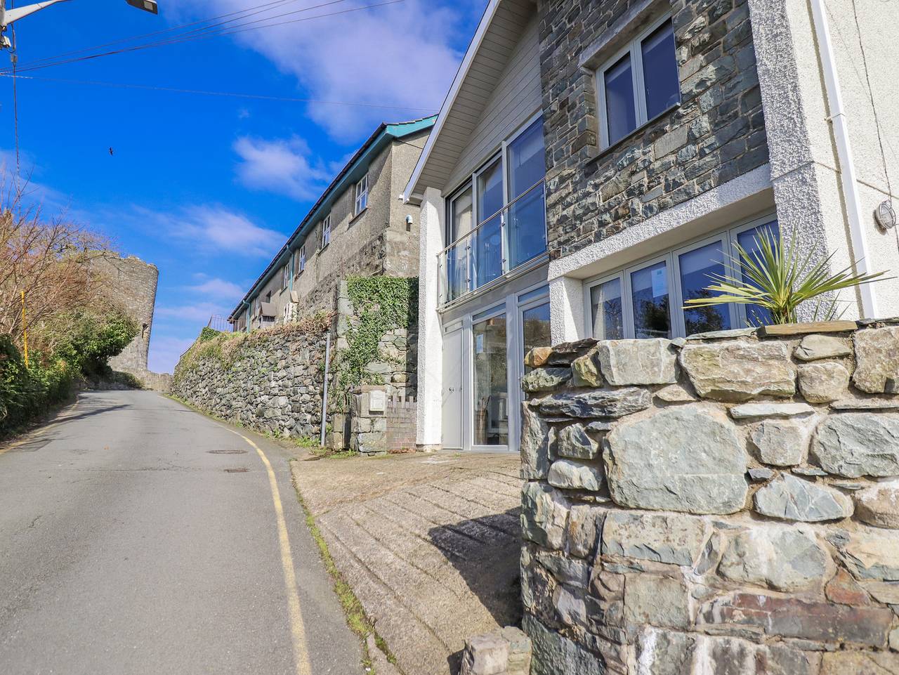 Hafod Y Bryn in Harlech, Snowdonia