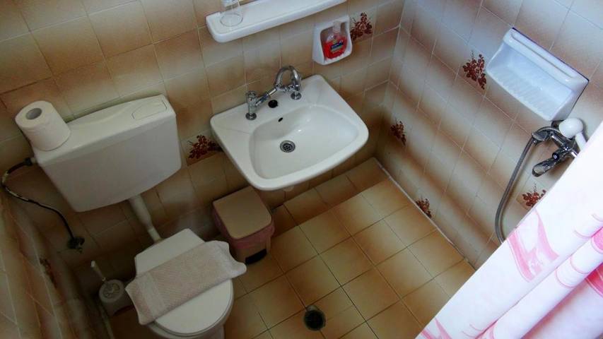 Gîte pour 2 personnes, avec jardin et vue, adapté aux familles dans Skiathos - 4