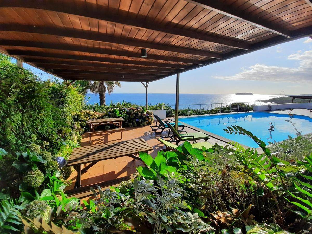 Qva - Quinta Velha das Amoreiras in São Miguel Island, Ribeira das Taínhas