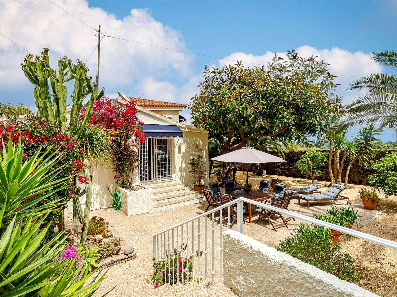 Villa romantique à Altea avec jardin et 2 chambres in El Planet, Altea