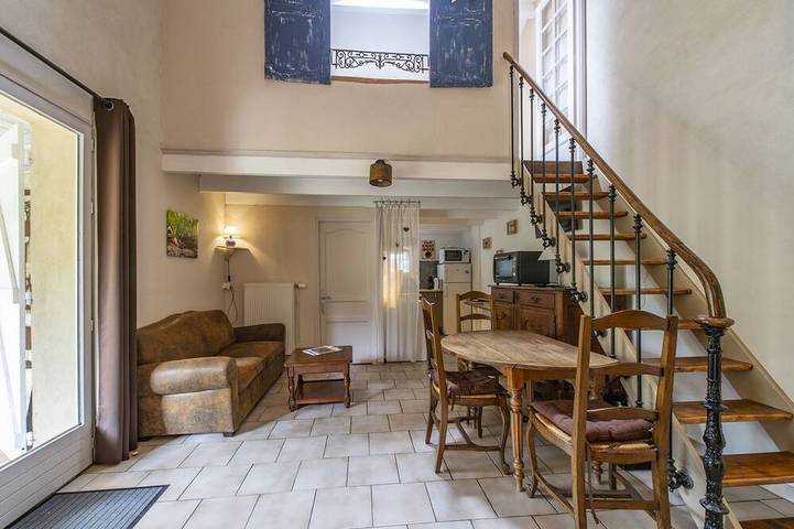 Gîte pour 4 personnes, avec jardin à L'Isle-sur-la-Sorgue