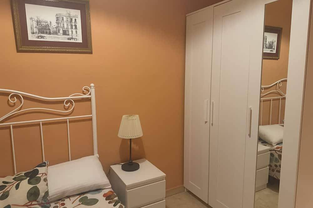 Ganze Wohnung, Centrico Y Amplio Apartamento Con Todas Las Comodidades ¡sevilla A Tus Pies! in La Buhaira, Sevilla