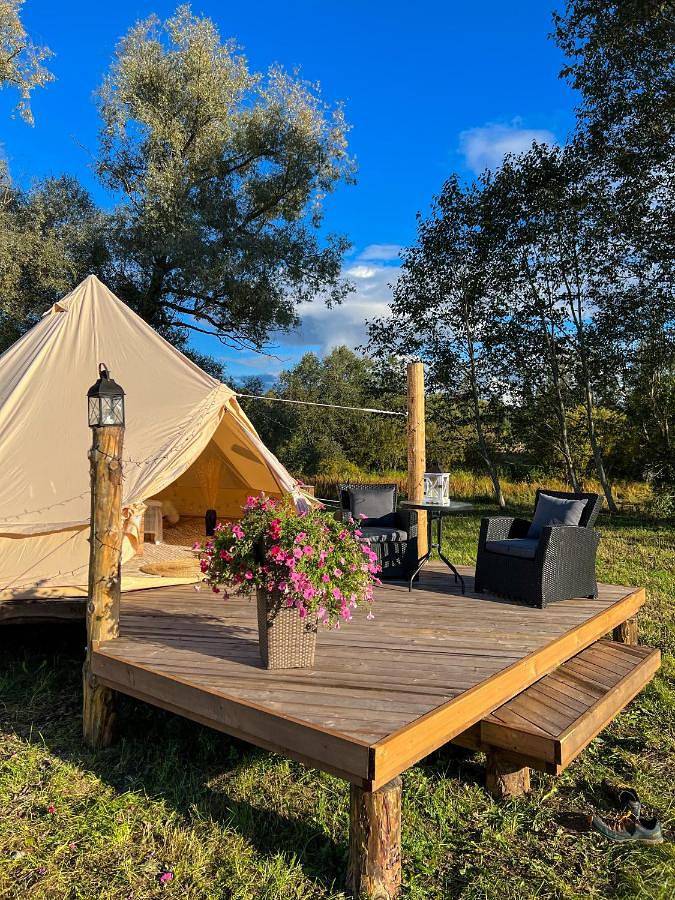 Camping für 2 Personen, mit Terrasse und Garten sowie Ausblick in Estland