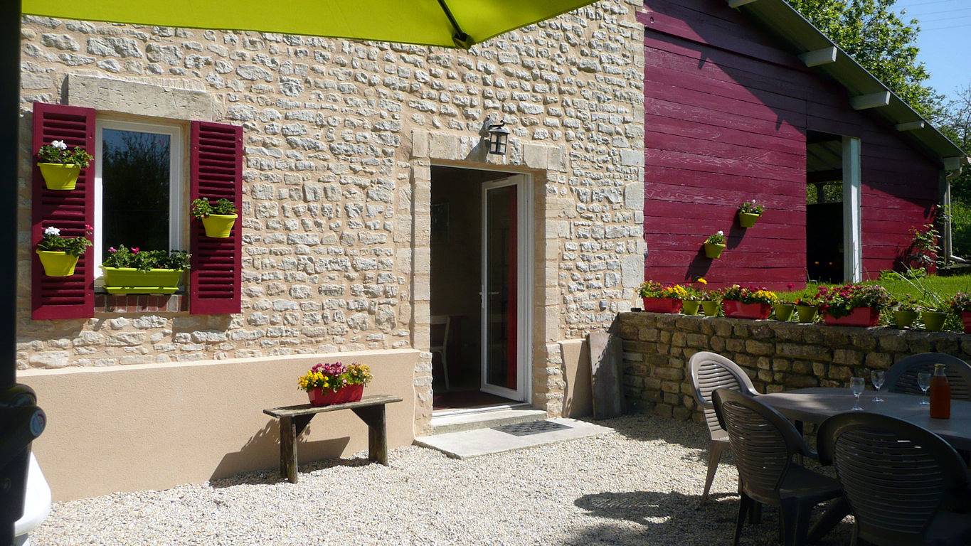 Gîte 8-10 personnes, 3 étoiles, village calme, enfants bienvenus in Mandeville-en-Bessin, Région de Bayeux