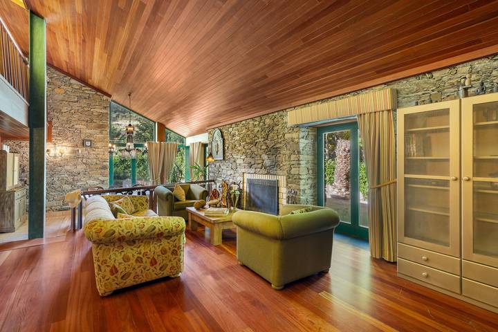Maison de campagne 'Quinta Pé Franco' avec vue sur la montagne, Wi-Fi et climatisation in Louredo e Fornelos, Alto Douro Vinhateiro