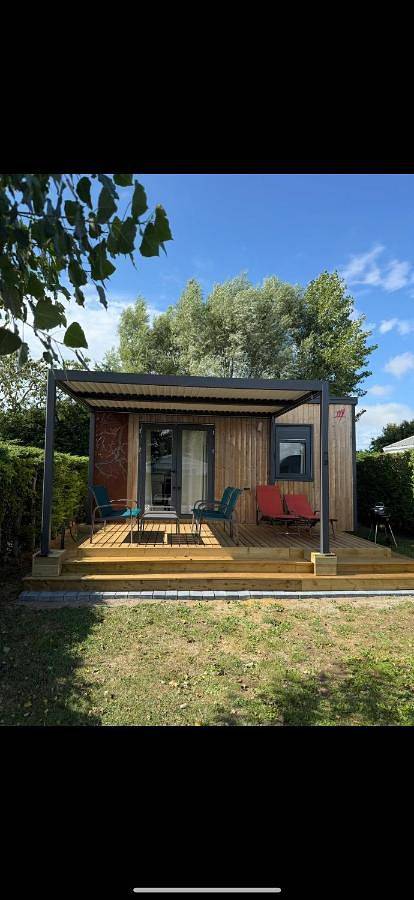 Chalet pour 3 personnes, avec jacuzzi et jardin ainsi que terrasse et piscine, animaux acceptés dans le Nord-Pas-de-Calais - 2