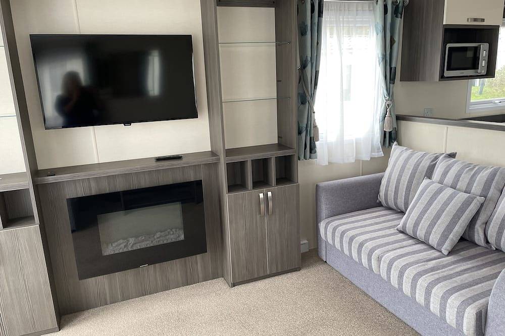 Rambling Rose caravan with sea view on Rockley Park in Poole, Poole Harbour