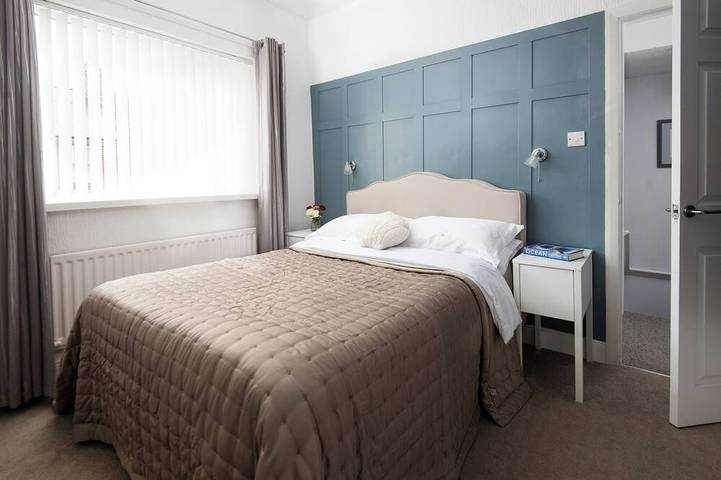 Maison propre et confortable à 50m de la plage. Parking gratuit et WIFI. Dort jusqu'à 6. in Newbiggin-by-the-Sea, Northumberland