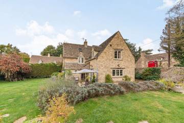 Cottage for 10 People in The Cotswolds, South West England, Photo 4