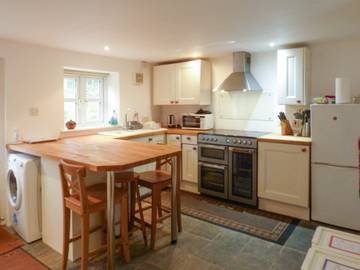 Holiday Rental for 4 People in Monmouthshire, South-Wales, Photo 3