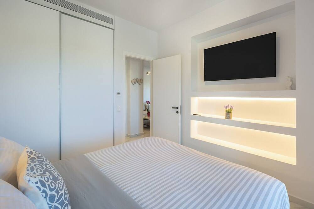 Cozy Haven -Island Living Paros in Parasporos, Paros