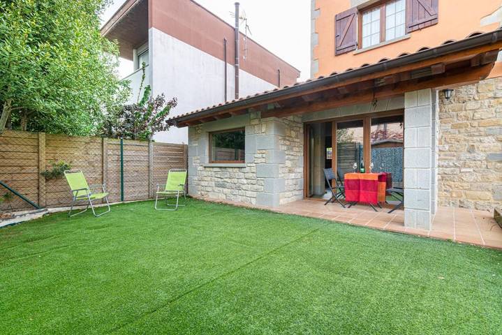 Gîte pour 4 personnes, avec terrasse à Huarte - 3