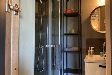 Chambre D’hôte pour 5 Personnes dans Saint-Cernin-de-Larche, Région de Brive-la-Gaillarde, Photo 3