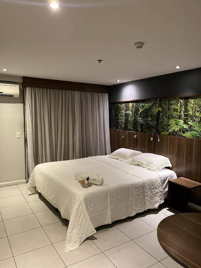 Casas e apartamentos de temporada para 2 pessoas, com sauna e piscina e ainda balcão and jacuzzi em Nova Iguaçu