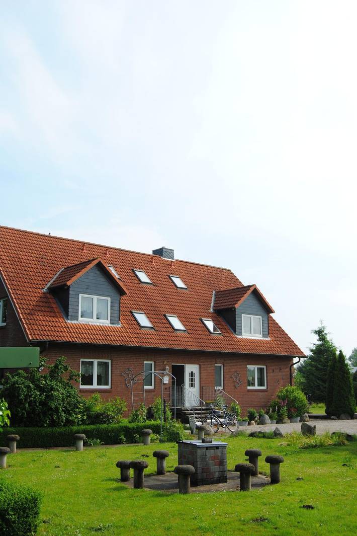 Ganze Wohnung, Ländliche Ferienwohnung in beliebtem Gästehaus in Windeby, Rendsburg-Eckernförde