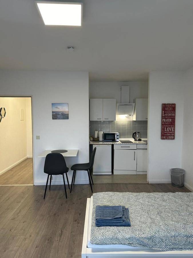 Ferienwohnung für 2 Personen, mit Balkon und Ausblick in Halstenbek