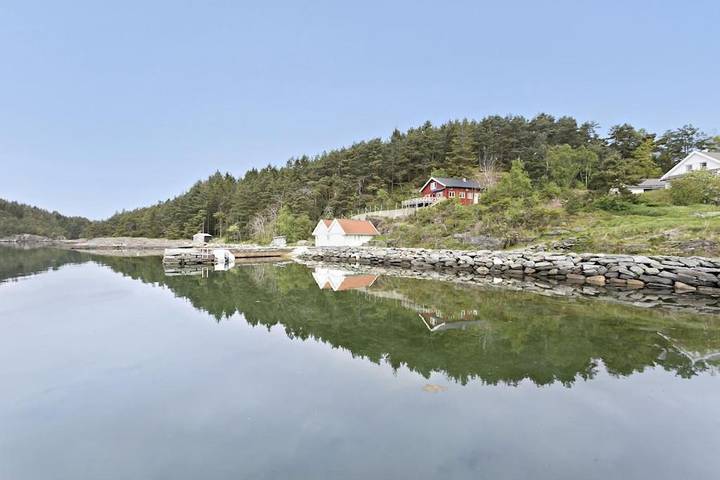 Ferienhaus für 6 Personen, mit Ausblick und Garten sowie Seeblick - 1
