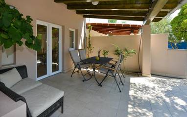 Ferienhaus mit Meerblick für 6 Personen, mit Garten und Ausblick in Barbat na Rabu