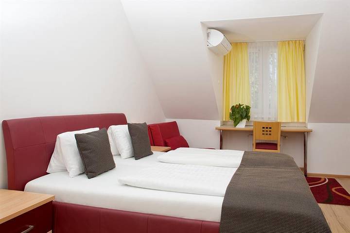 Hotel für 2 Personen, mit Seeblick und Garten sowie Pool am Neusiedler See - 4