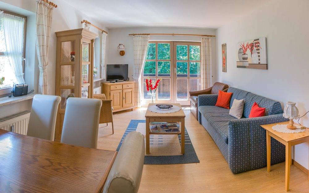 Ganze Ferienwohnung, Haus Mariandl - Ferienwohnung Nr. 18, 55 qm, 1-4 Personen, 1 Schlafzimmer, Balkon in Unterwössen, Bayerische Alpen