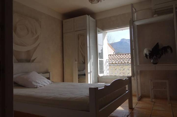 Location de vacances pour 4 personnes, avec terrasse et jardin à Taillades - 2