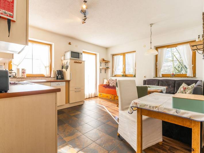 Ferienhaus für 8 Personen, mit Balkon