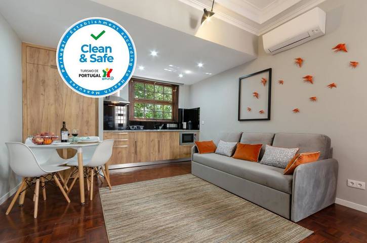 BnB für 4 Personen, mit Terrasse und Garten in Lissabon