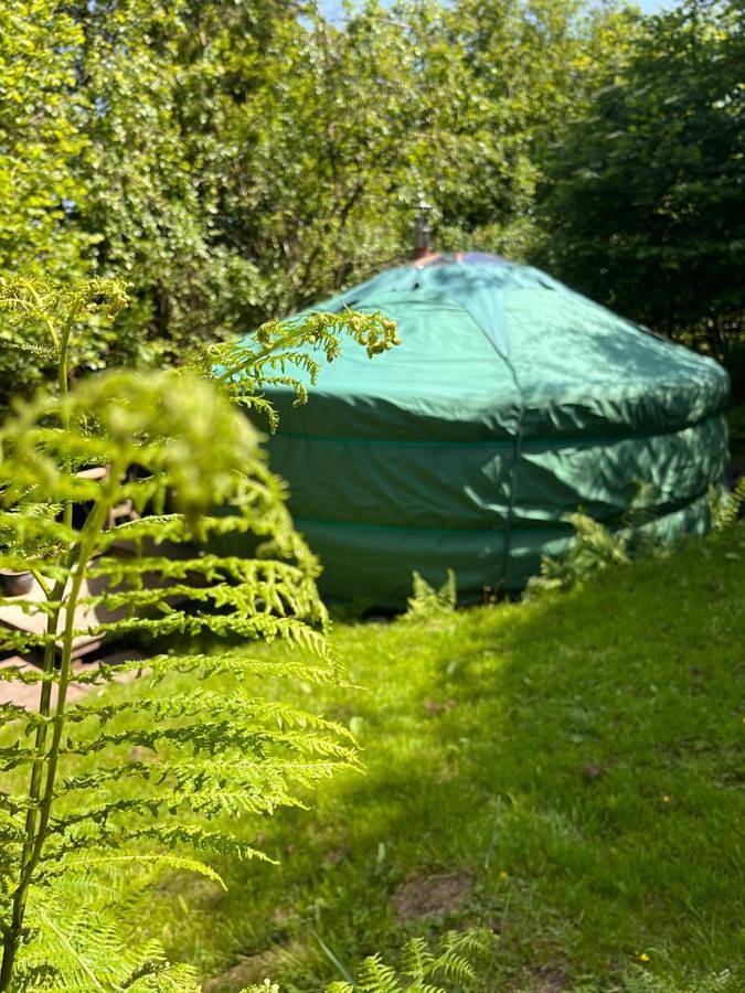 Glamping for 4 people, with Balcony and Terrace as well as Garden and View in Gloucestershire