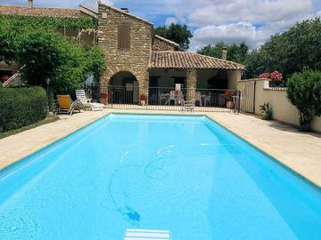 Maison de campagne pour 10 personnes, avec jardin et piscine à Saint-Marcellin-lès-Vaison