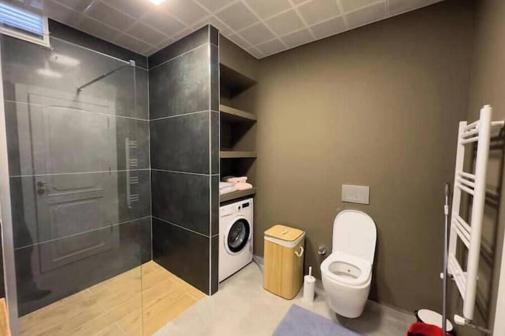 Entire apartment, 101- Garden, Jacuzzi, Spacious, Luxury House in Ankara, Central Anatolia region