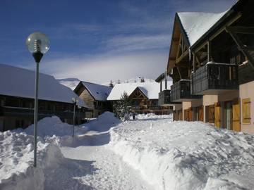 Gîte pour 4 personnes, avec terrasse et sauna dans Lac Pavin