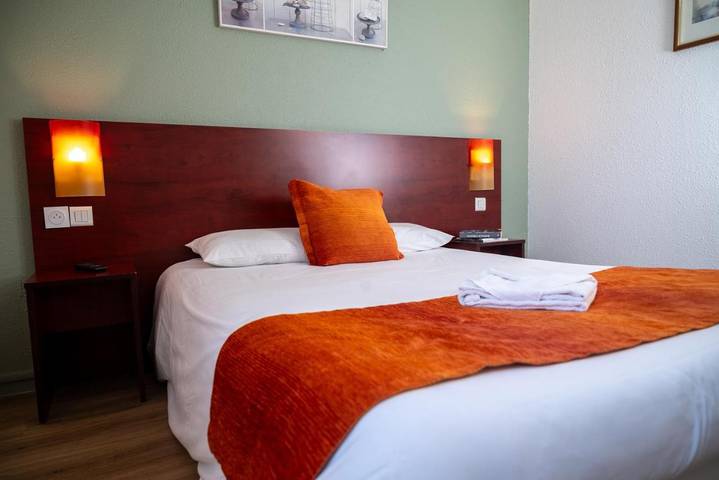 Hôtel pour 2 personnes, avec terrasse, animaux acceptés à Villefranche-sur-Saône