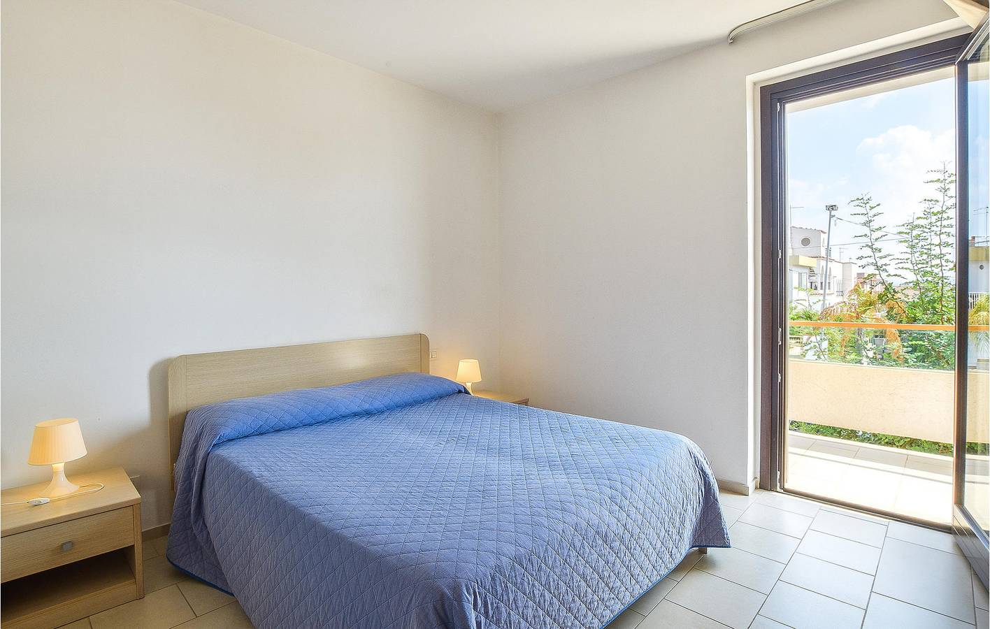 Apartamento con vistas al mar, piscina y aparcamiento in Marina di Ragusa, Provincia de Ragusa