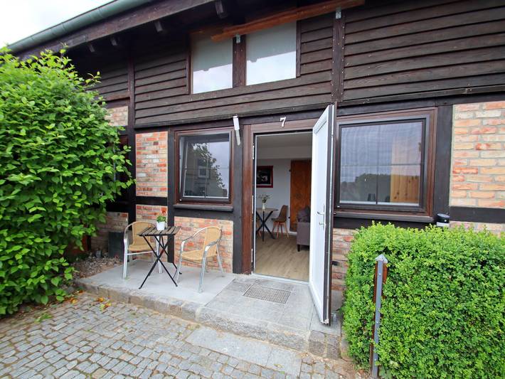 Ferienwohnung für 2 Personen, mit Garten und Terrasse, mit Haustier