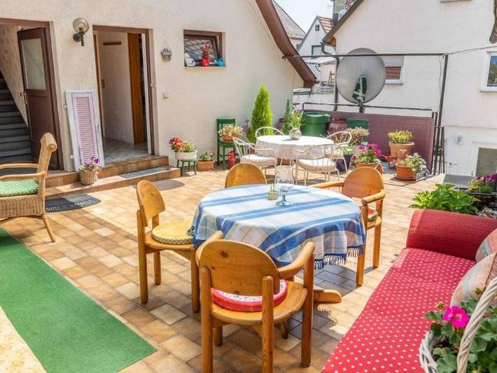 Ferienwohnung für 6 Personen in Weinstadt