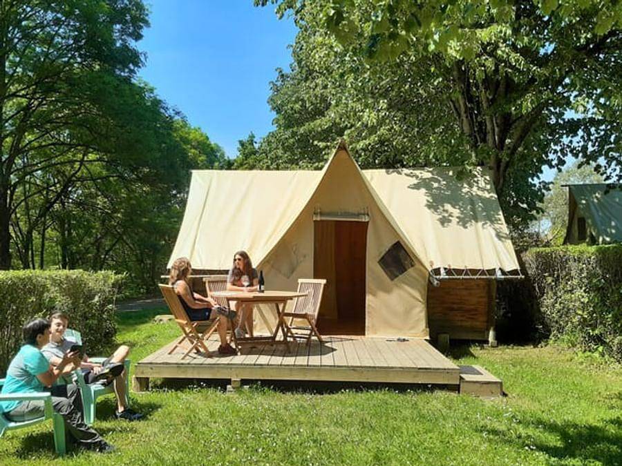 Camping Beau Rivage - Tente 1 personne - Tente pélerins /randonneurs Lit A in Ogenne-Camptort, Béarn