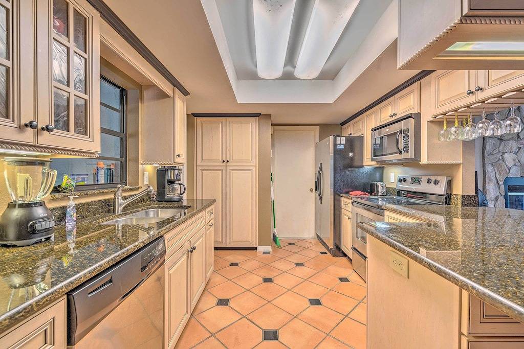 Private Dock: Canal-Front Homosassa Home! in Homosassa, Citrus County