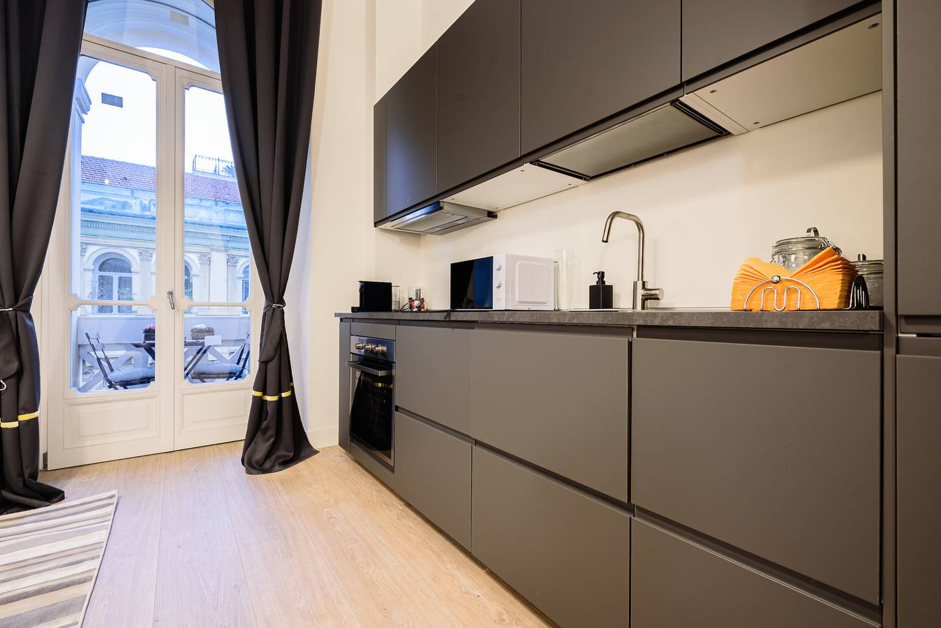 Appartamento intero, Apt503A in Napoli, Napoli e dintorni