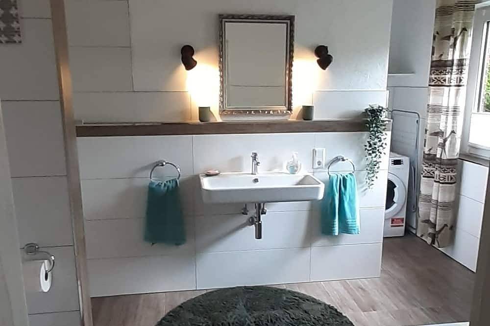 Ganze Wohnung, Moor&Meer 2 Komfort-Fewo m. Terrasse, rollstuhlgerecht, Hunde willkommen in Wiesmoor, Landkreis Aurich