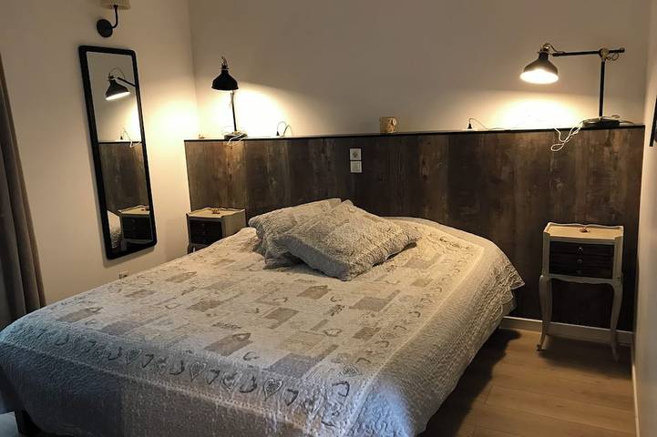 Location de vacances pour 12 personnes, avec piscine à Lolme - 4