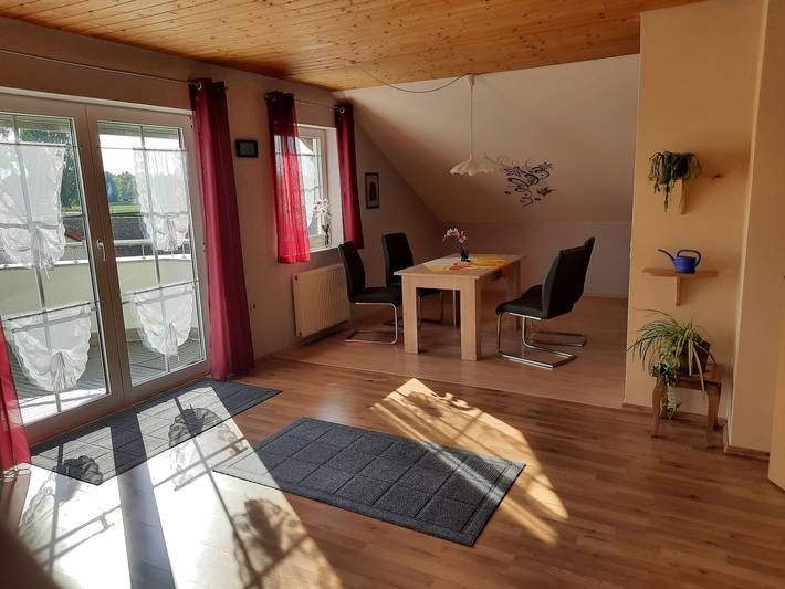Geheel appartement, Appartement 'Beim Ried' met Balkon en Wifi in Bad Waldsee, Region Bodensee-Oberschwaben