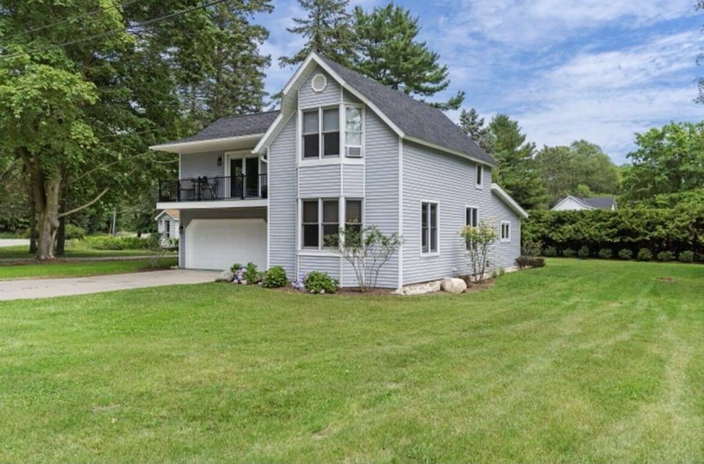 Charlevoix Escape: Ski, Hike, Beach & Chill in Charlevoix, Charlevoix County