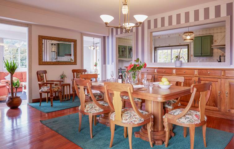 Gemütliches Apartment mit Pool und Garten in der Nähe des Stadtzentrums von Padrón in Padrón, La Coruña Provinz