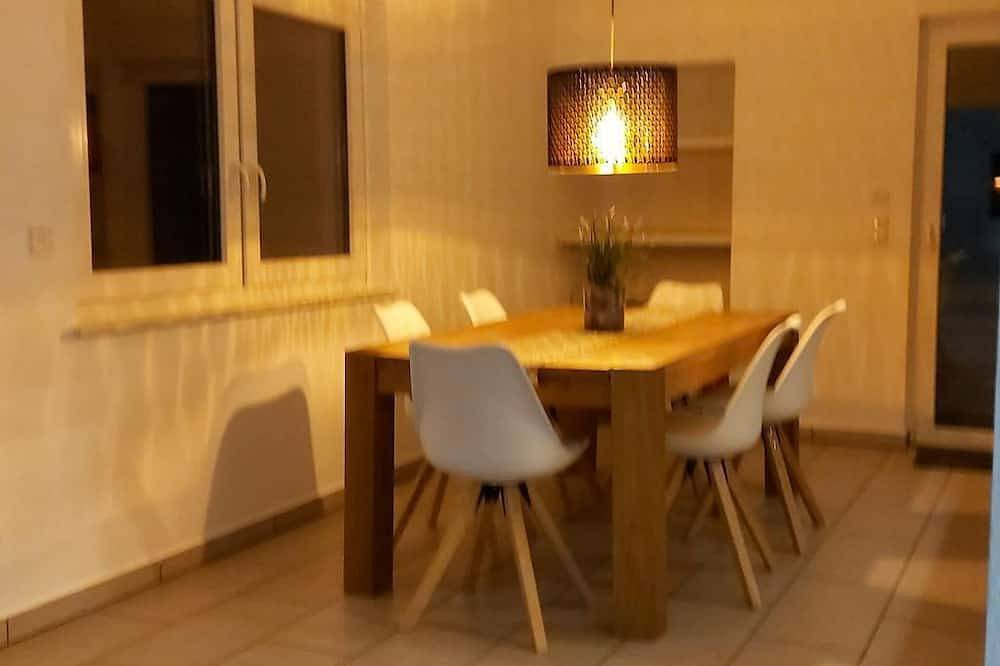 Ganze Wohnung, Ferienwohnung Kama - Ferienwohnung für 4 Personen in Bitburg, Eifelkreis Bitburg-Prüm