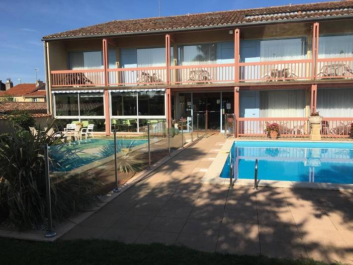 Hôtel pour 2 personnes, avec jardin ainsi que piscine et terrasse à Condom - 2