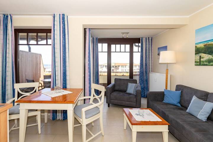 Ferienwohnung für 2 Personen, mit Sauna und Balkon in Kühlungsborn