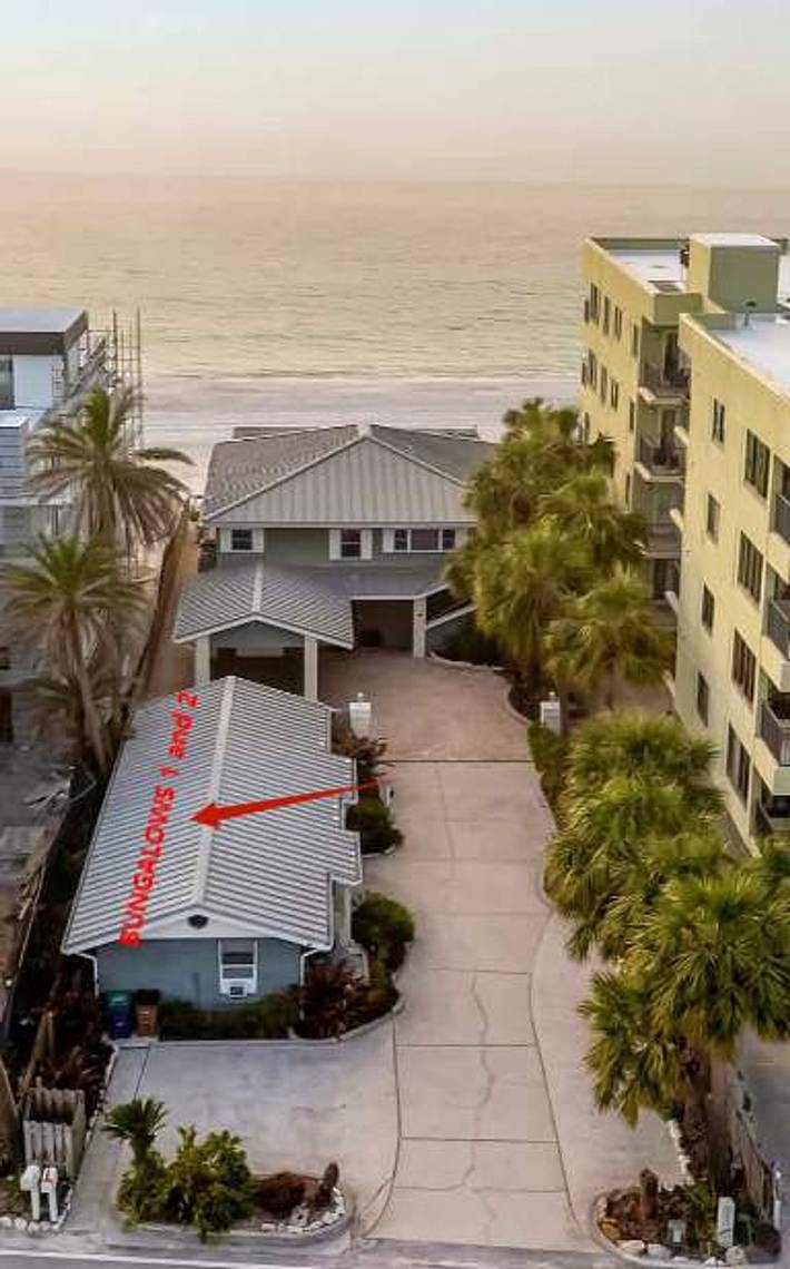 Vacation rental for 4 people, with balcony, kid friendly in Indian Rocks Beach